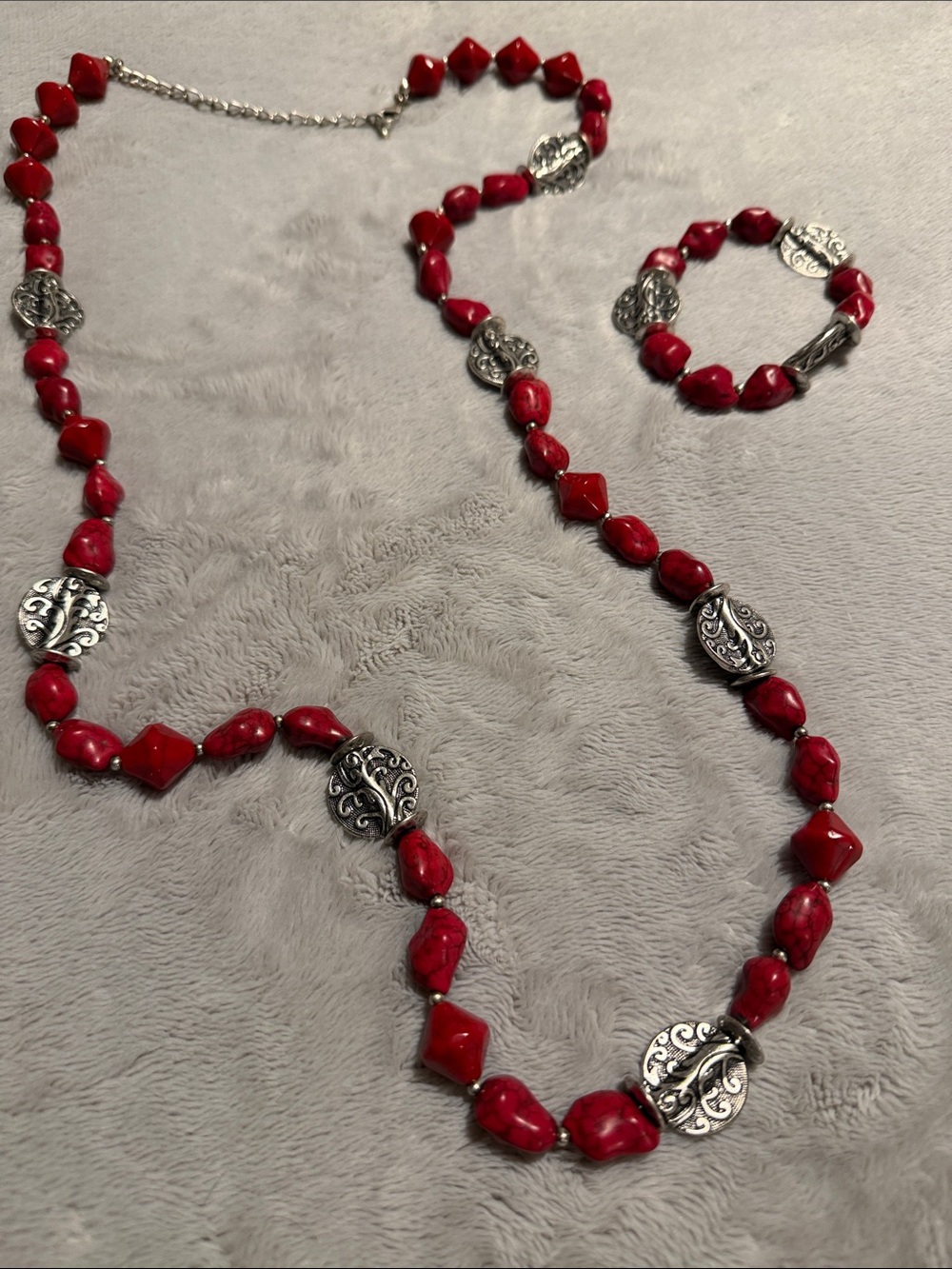 Premier Designs Red Beaded Necklace and Bracelet with Silver Accents
